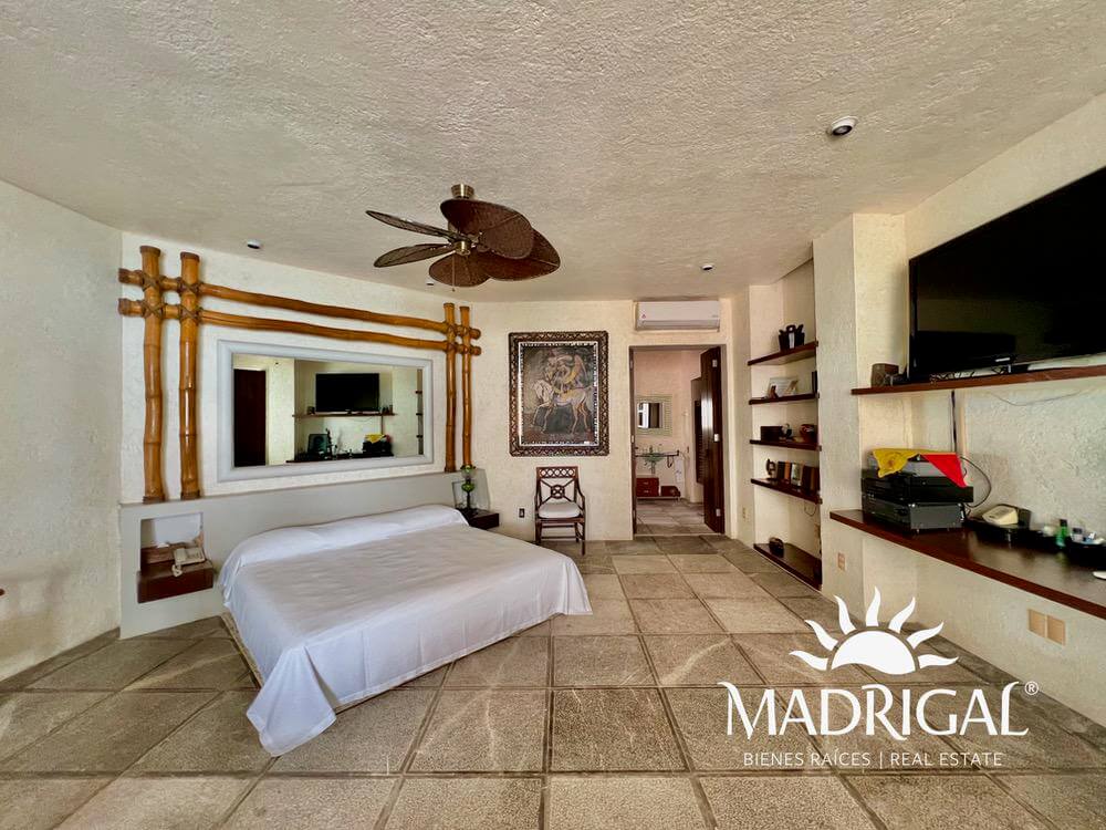 &&& Villa en venta en Guitarrón con vista a la Bahía y Acceso a la Playa