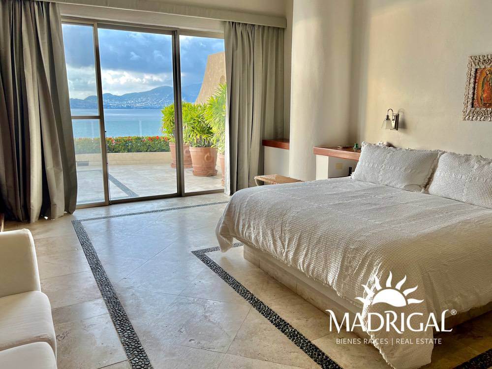 Penthouse en venta en el condominio Aveiro
