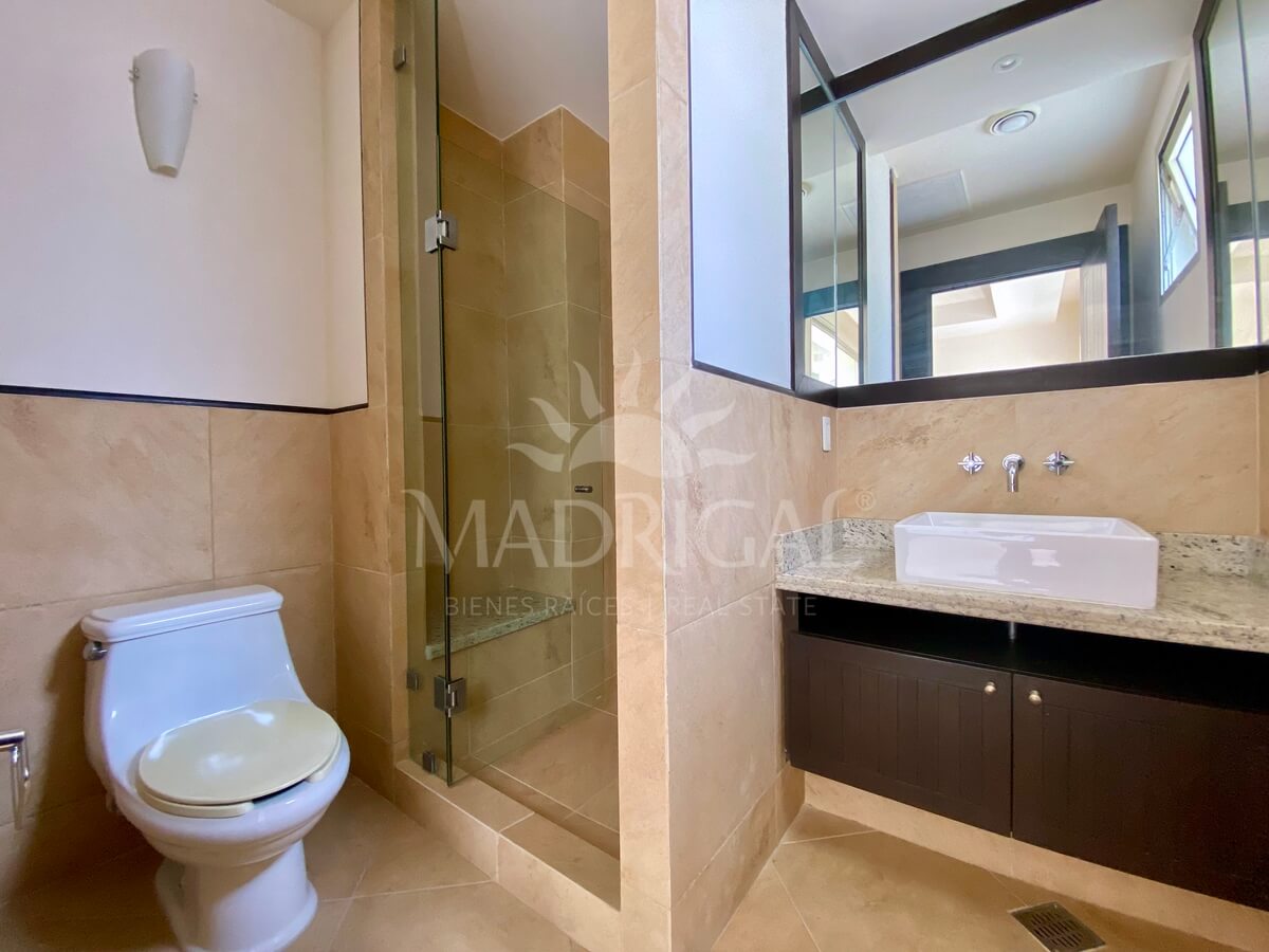 Departamento en venta Portochervo en Acapulco con vista al mar
