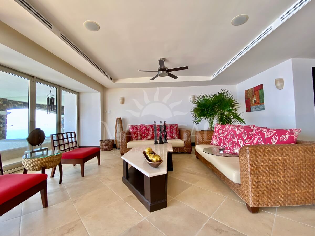 Portochervo - Departamento en venta en Acapulco con vista al mar