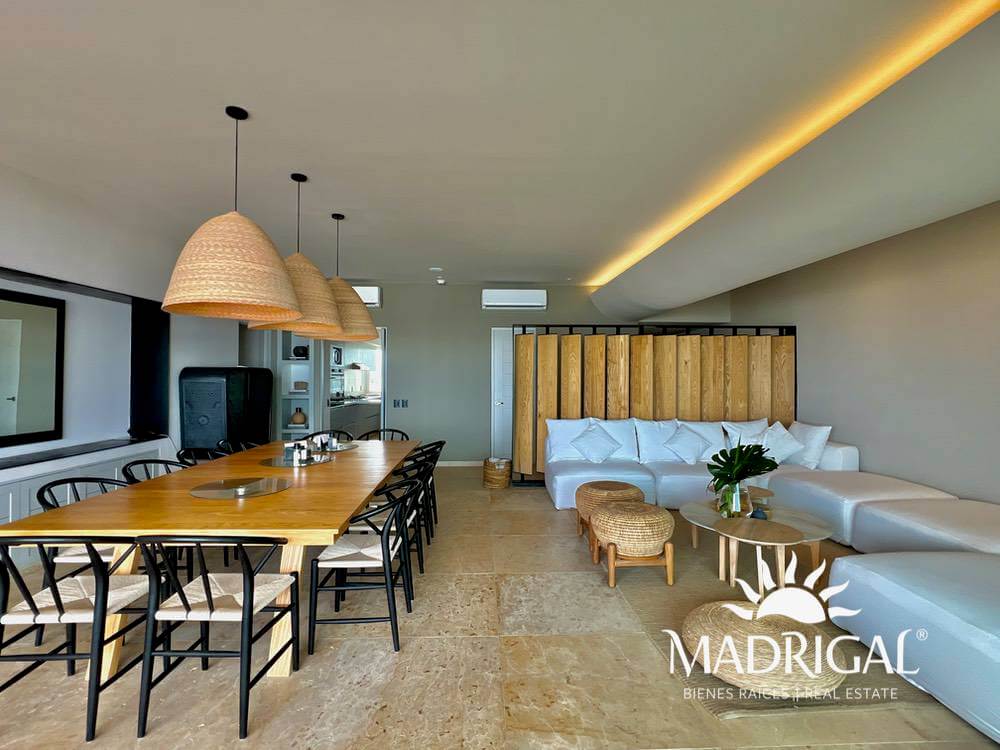 Playamar Diamante | Departamento en venta de cuatro recámaras 