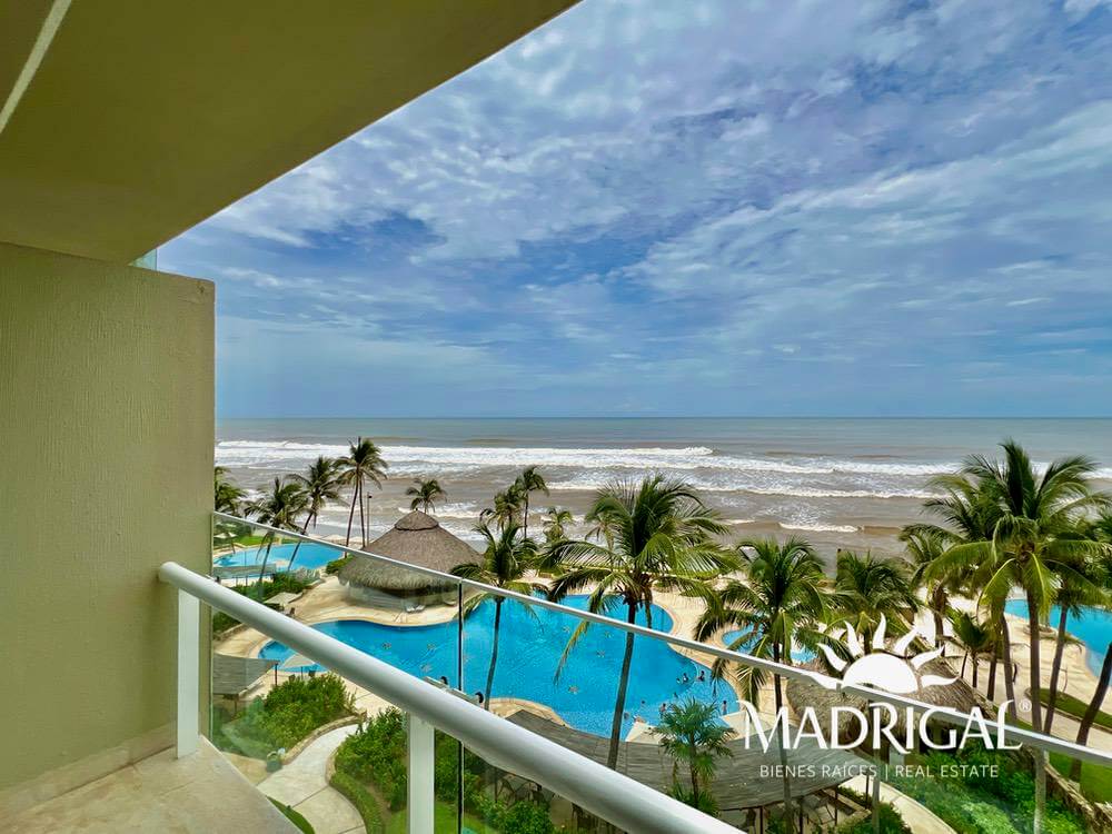 Playamar Diamante | Departamento en venta de cuatro recámaras 