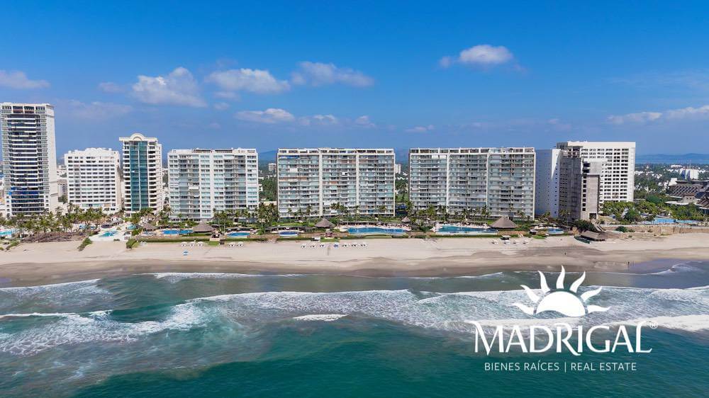 Playamar Diamante | Departamento en venta de cuatro recámaras 