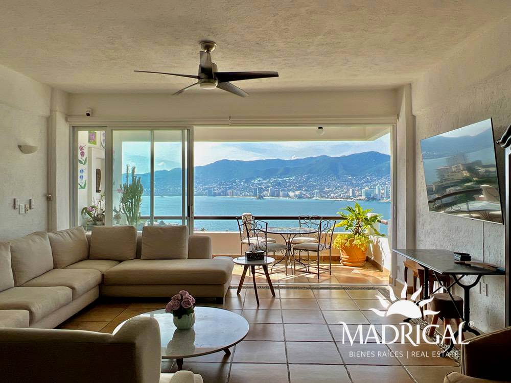&&& Carey | departamento en venta en Brisas Guitarrón con excelente vista a la bahía