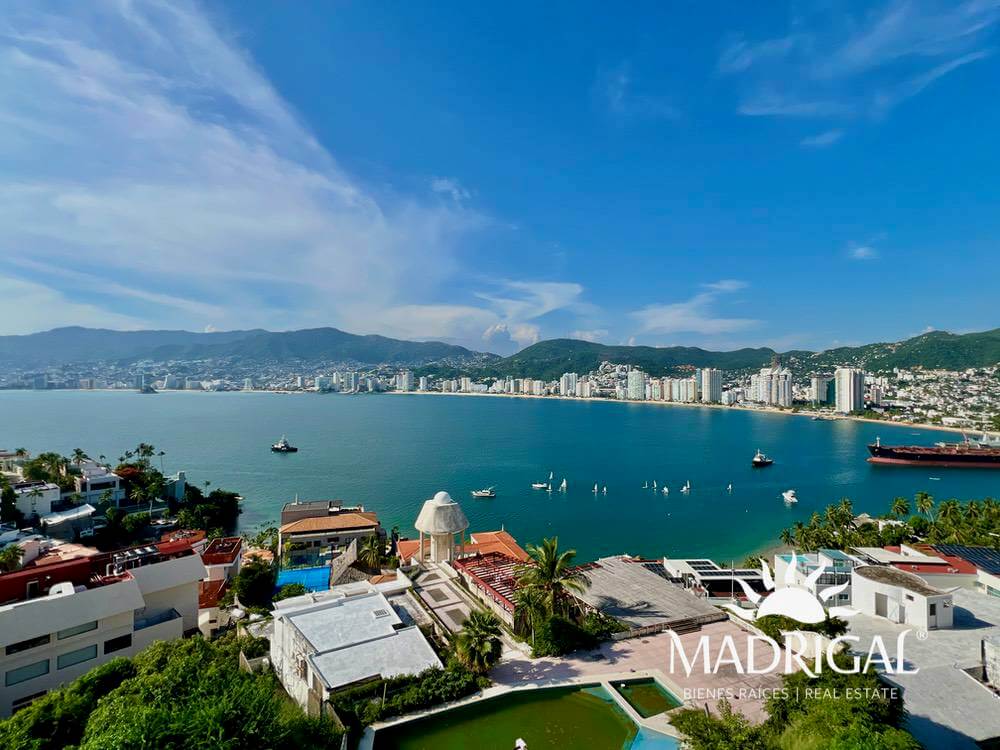 &&& Carey | departamento en venta en Brisas Guitarrón con excelente vista a la bahía