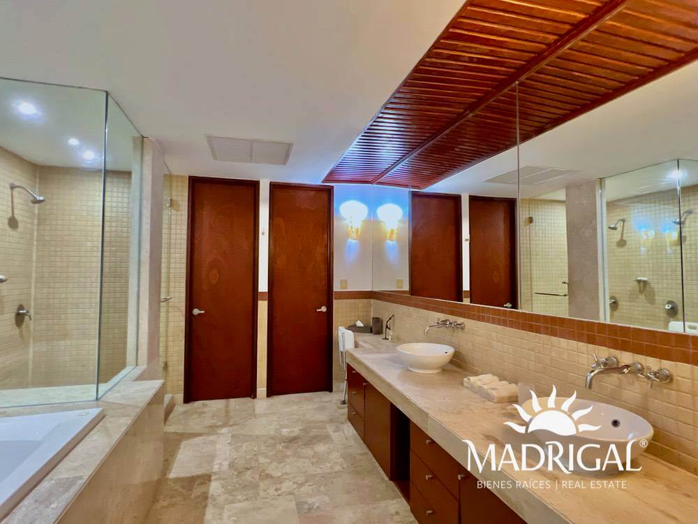 Del Mar Tres Vidas | Departamento en venta frente a playa de tres recámaras