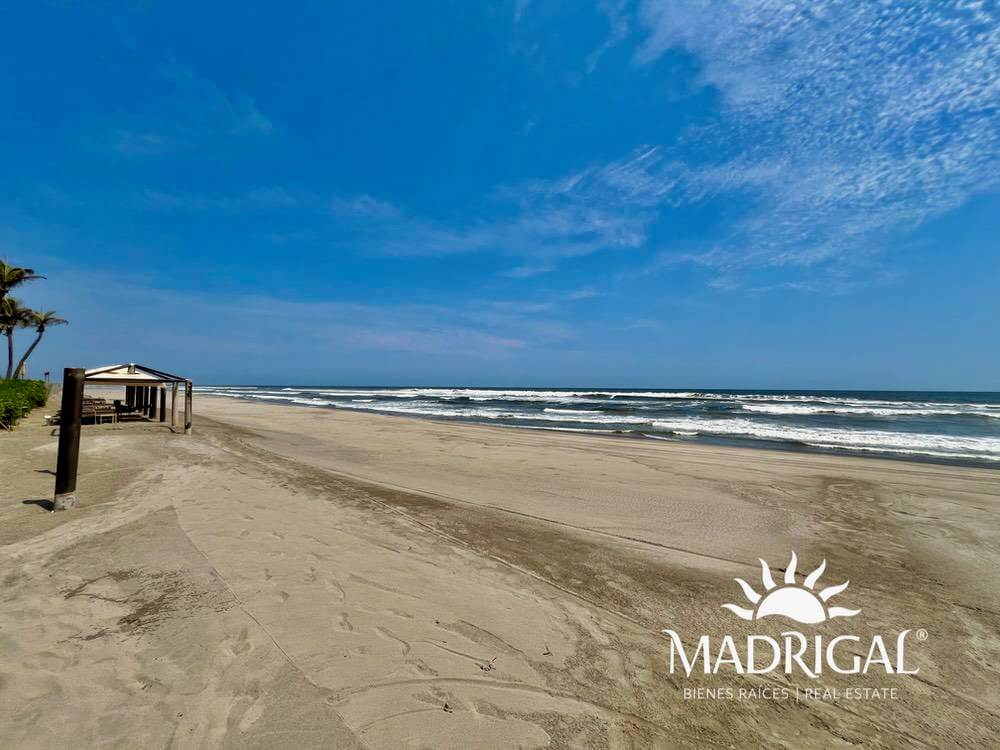 Del Mar Tres Vidas | Departamento en venta frente a playa de tres recámaras