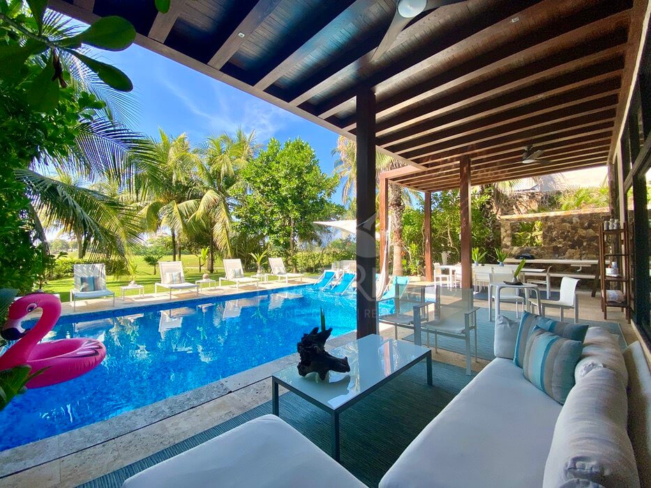Residencias Tres Vidas – Villa en venta frente al campo de Golf