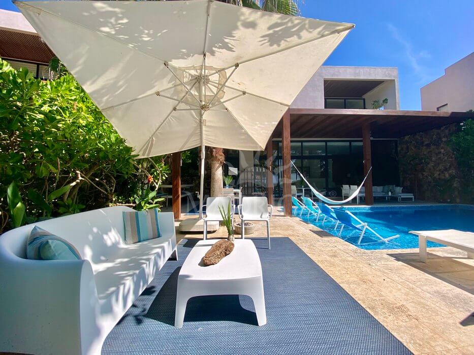 Residencias Tres Vidas – Villa en venta frente al campo de Golf