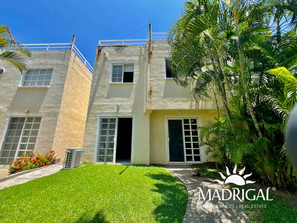 Puente del Mar | Villa en venta con excelente ubicación con Roof Garden