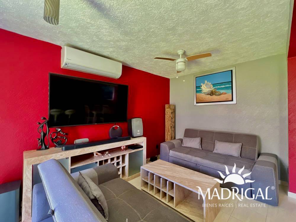 Puente del Mar | Villa en venta con excelente ubicación con Roof Garden