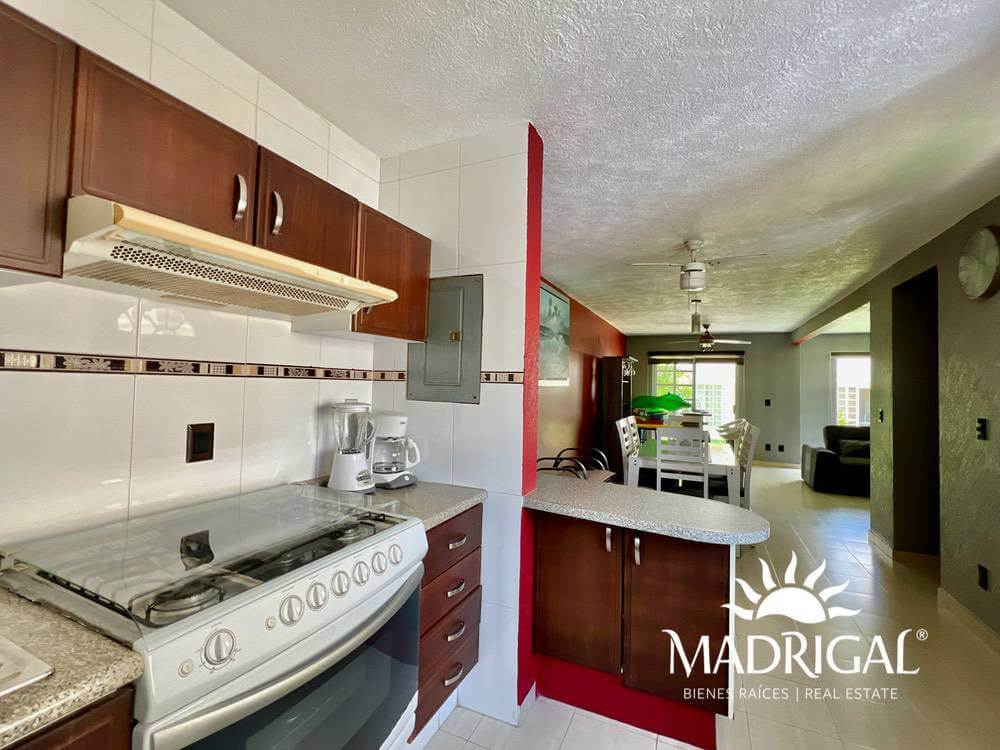 Puente del Mar | Villa en venta con excelente ubicación con Roof Garden