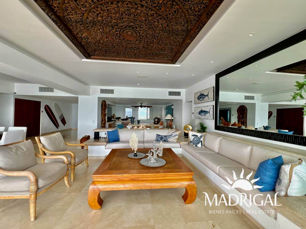 Playamar Diamante |exclusivo Departamento en Venta de seis Recámaras Frente Al Mar en Playa Diamante