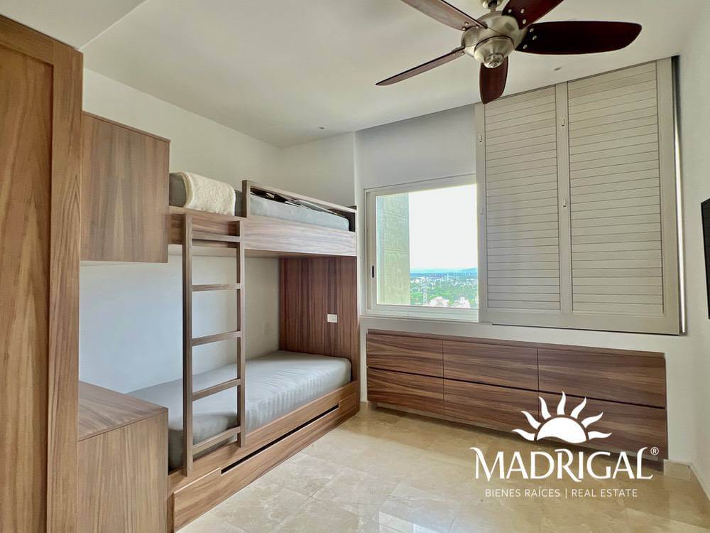 Playamar Diamante |exclusivo Departamento en Venta de seis Recámaras Frente Al Mar en Playa Diamante