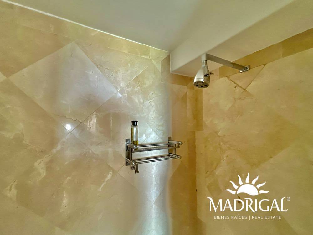 Playamar Diamante |exclusivo Departamento en Venta de seis Recámaras Frente Al Mar en Playa Diamante
