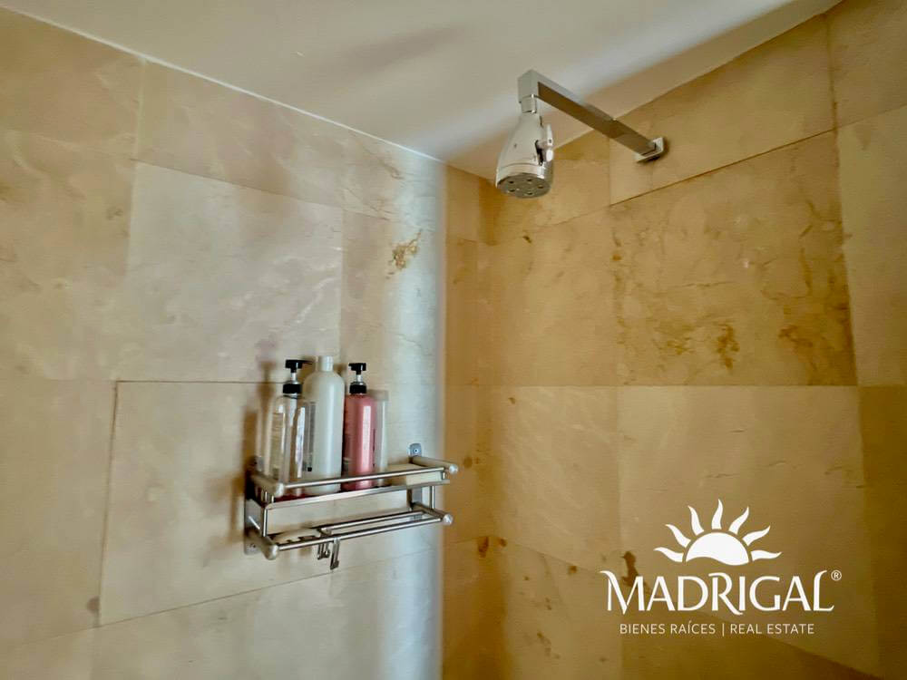 Playamar Diamante |exclusivo Departamento en Venta de seis Recámaras Frente Al Mar en Playa Diamante