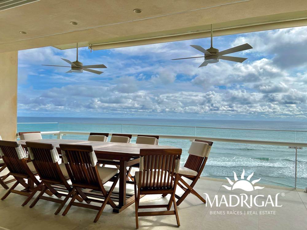Playamar Diamante |exclusivo Departamento en Venta de seis Recámaras Frente Al Mar en Playa Diamante
