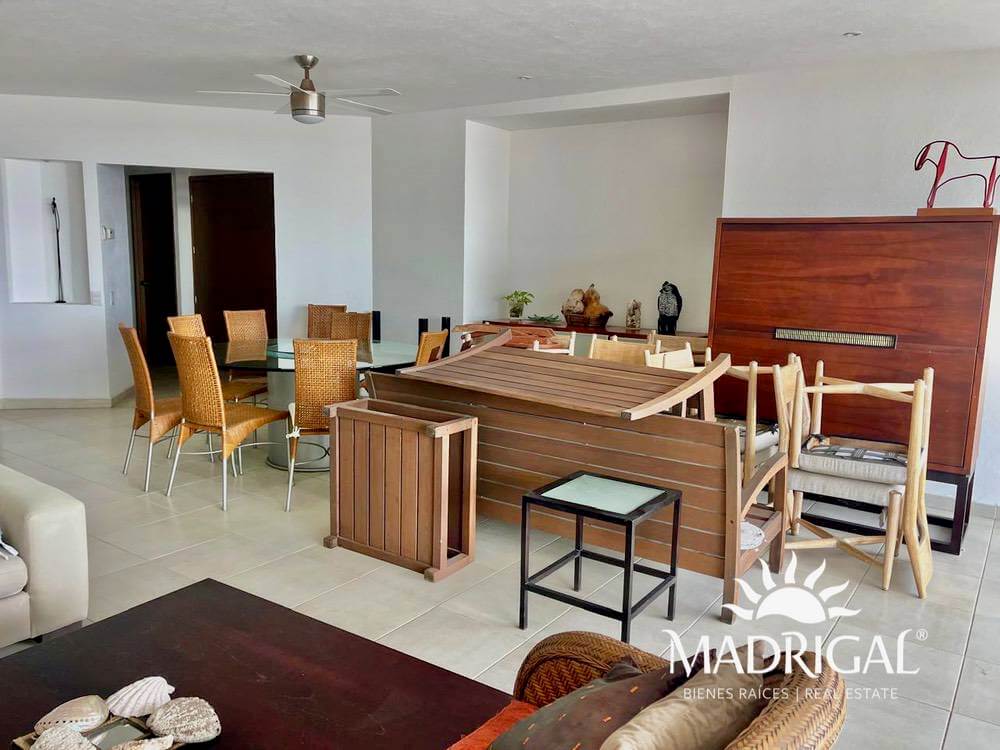 La Jolla, departamento frente a playa en la bahía de Acapulco