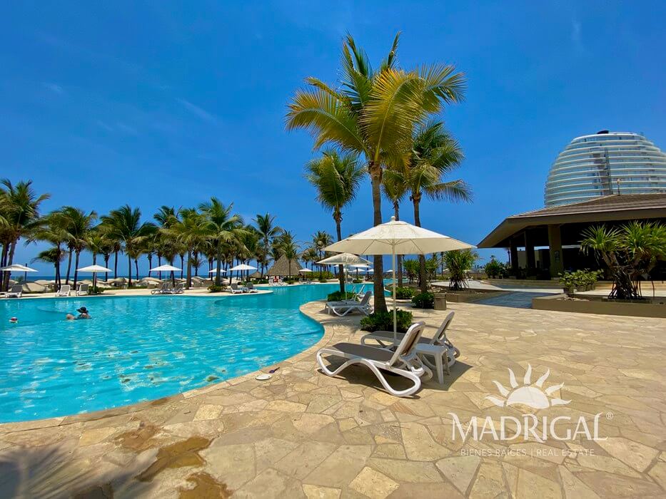 la Isla | Departamento en venta de cuatro recamaras con acceso a playa