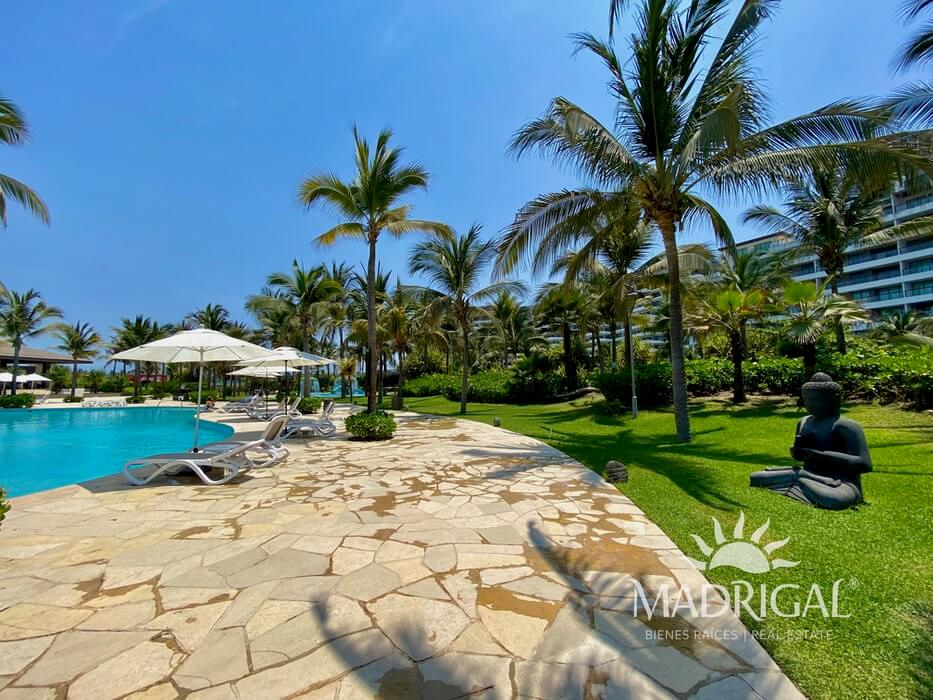 la Isla | Departamento en venta de cuatro recamaras con acceso a playa