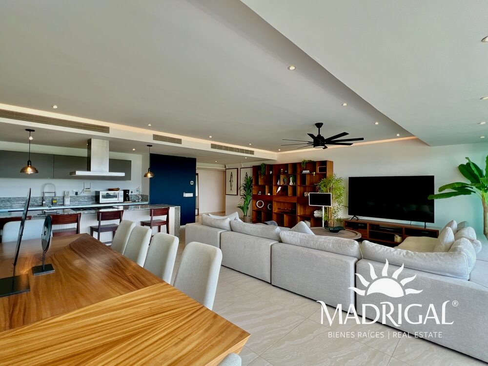 la Isla | Departamento en venta de cuatro recamaras con acceso a playa