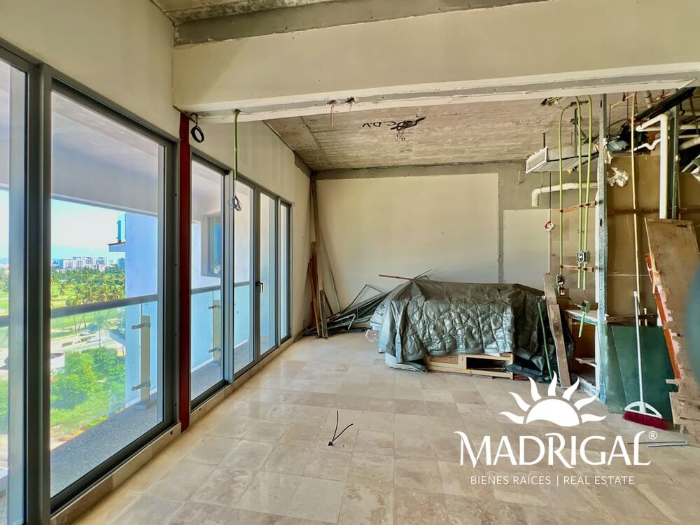 Tikal | Departamento en venta en Playa Diamante Acapulco para su reconstrucción