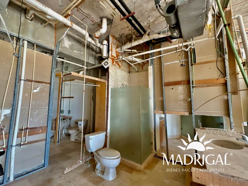 Tikal | Departamento en venta en Playa Diamante Acapulco para su reconstrucción