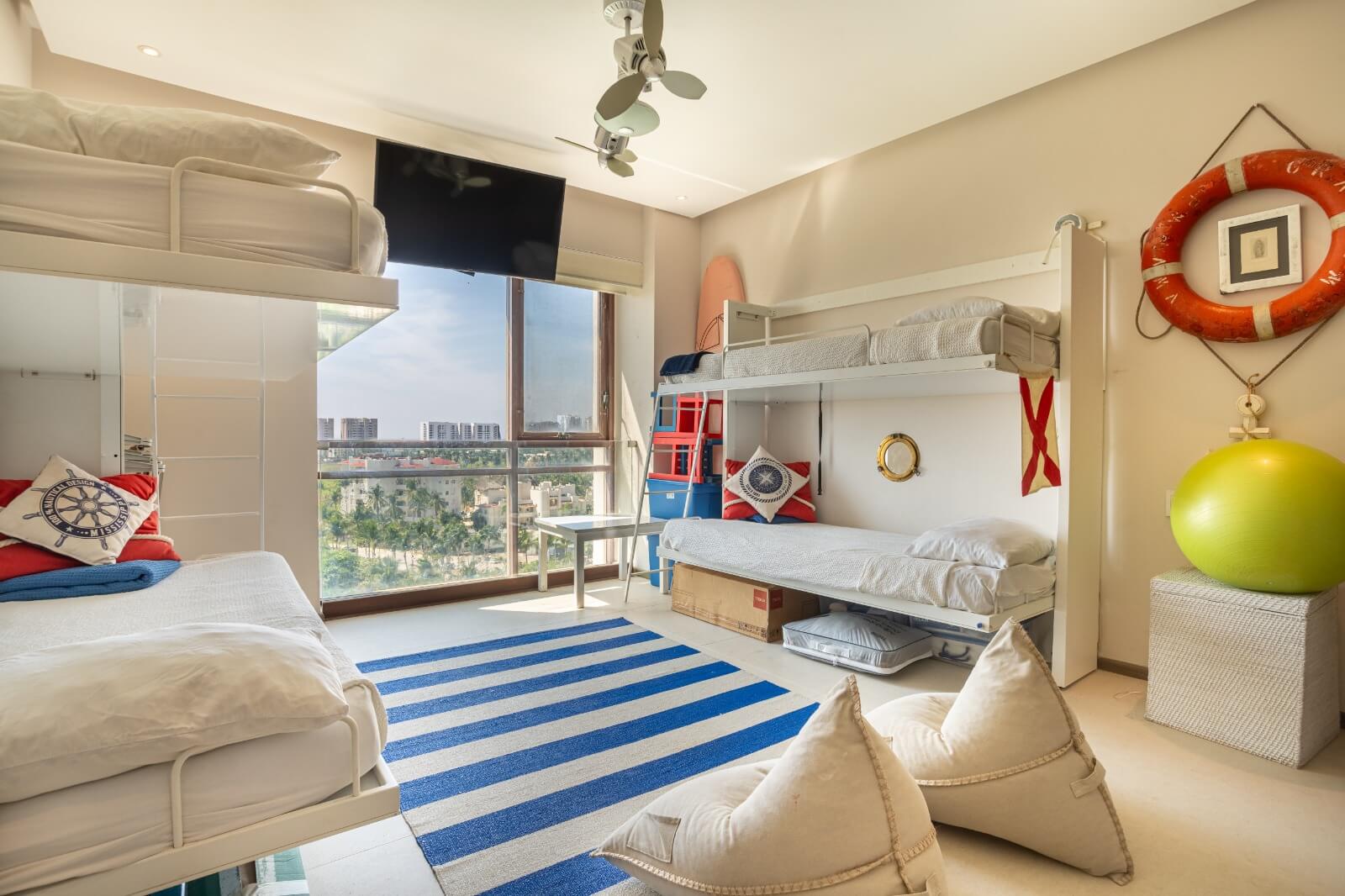 la Isla | Duplex en venta de Cuatro Recámaras con Acceso a Playa