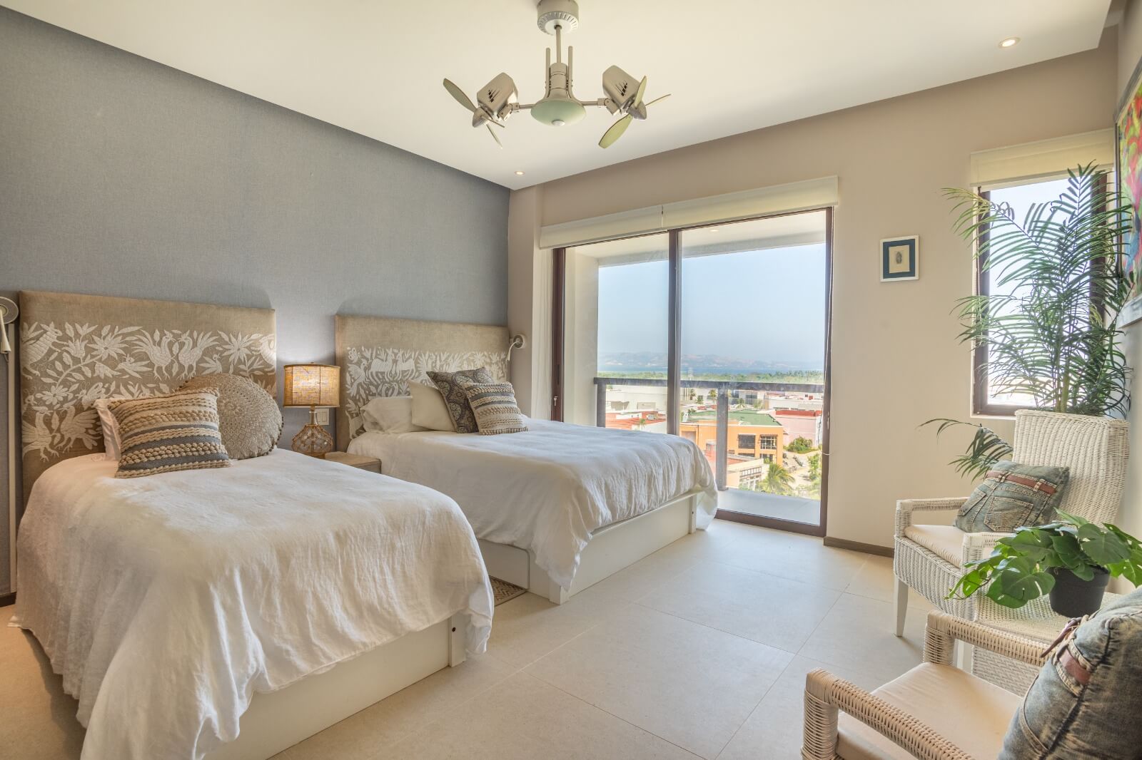 la Isla | Duplex en venta de Cuatro Recámaras con Acceso a Playa