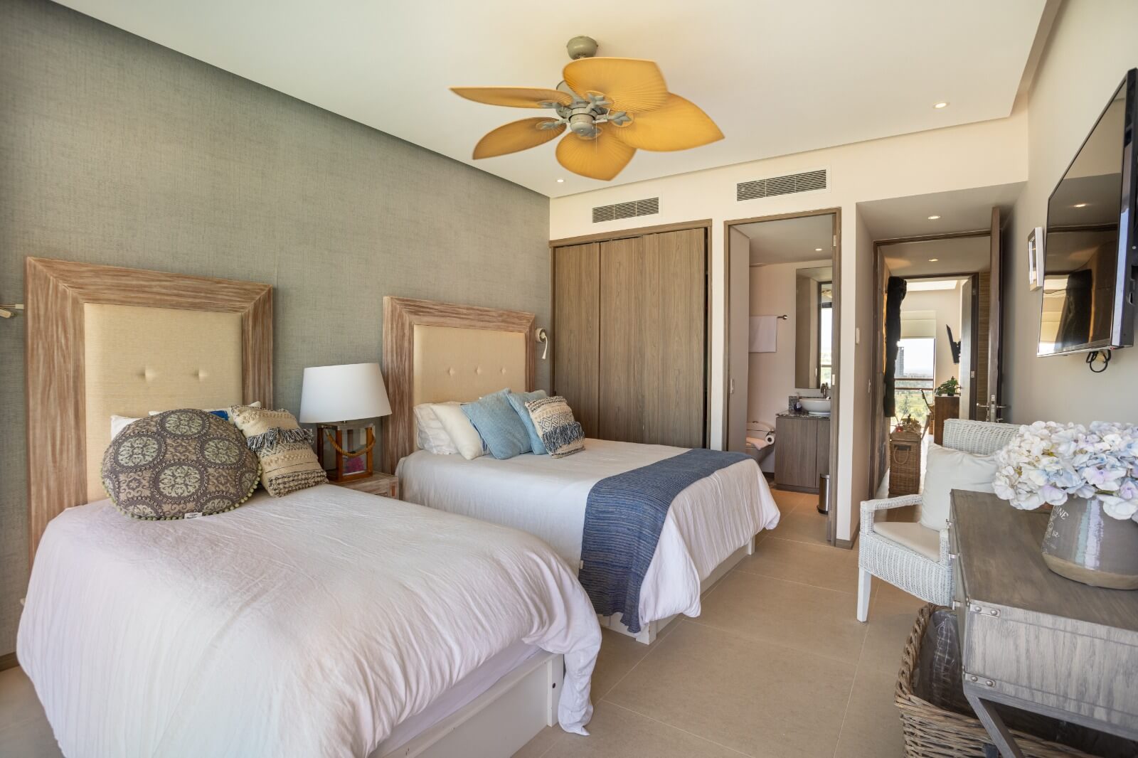 la Isla | Duplex en venta de Cuatro Recámaras con Acceso a Playa