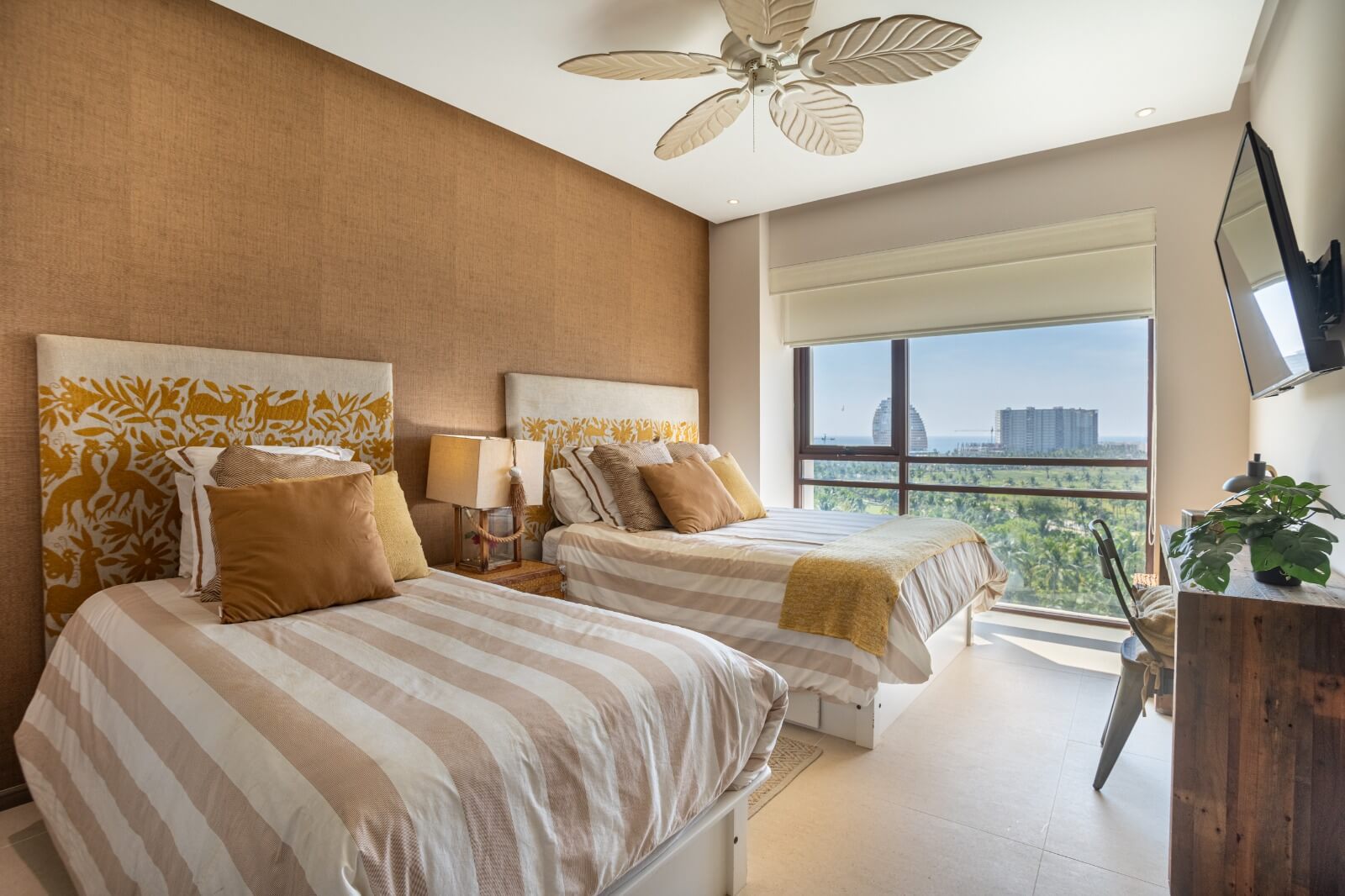 la Isla | Duplex en venta de Cuatro Recámaras con Acceso a Playa