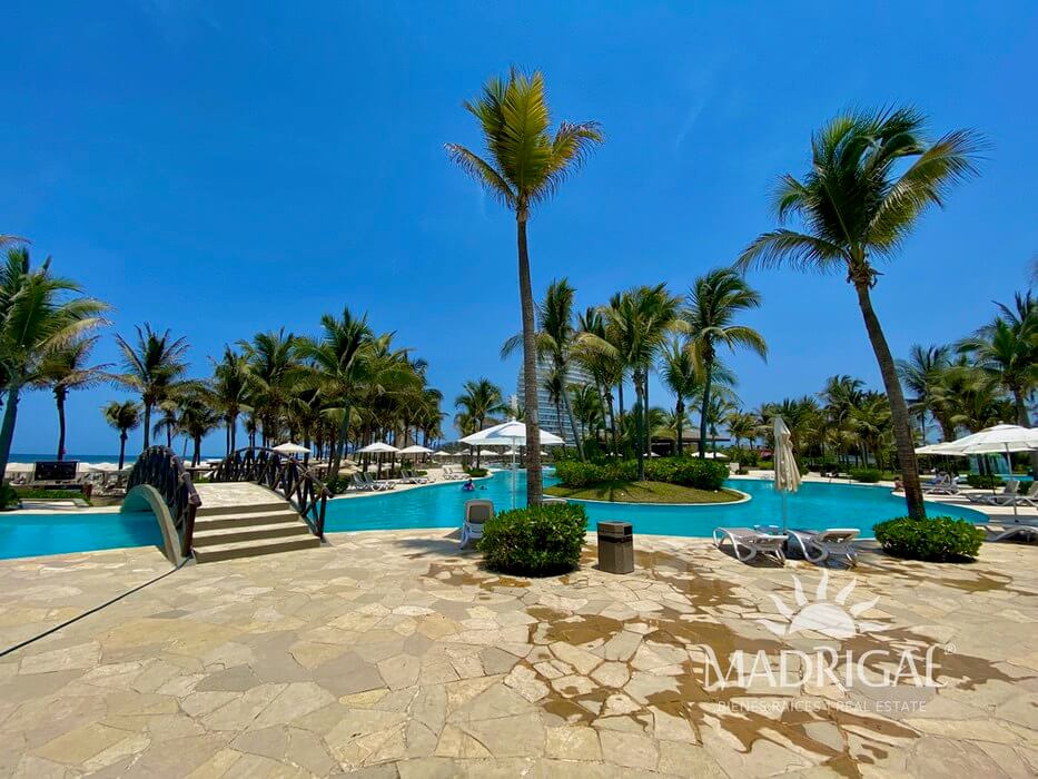 la Isla | Duplex en venta de Cuatro Recámaras con Acceso a Playa