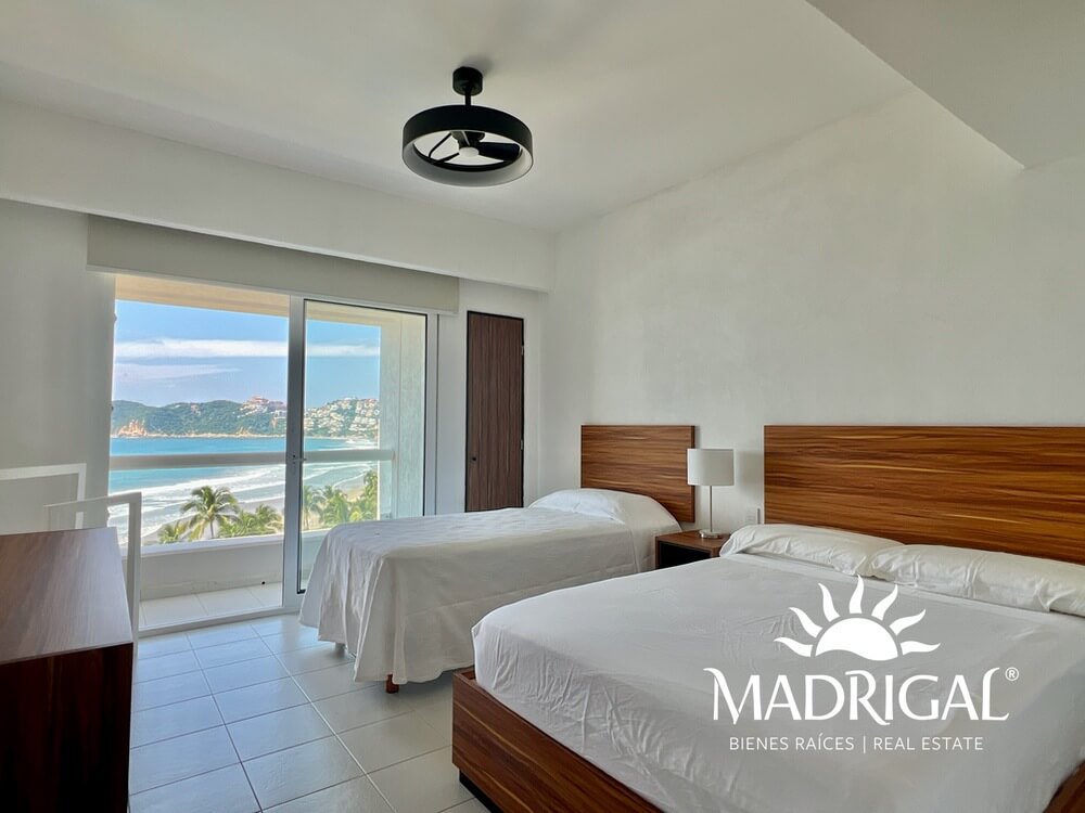 Residencial Playamar | Departamento en venta frente a playa diamante en Acapulco, de 248m2 con 4 recamaras