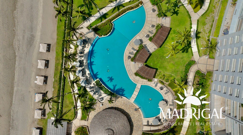 Residencial Playamar | Departamento en venta frente a playa diamante en Acapulco, de 248m2 con 4 recamaras