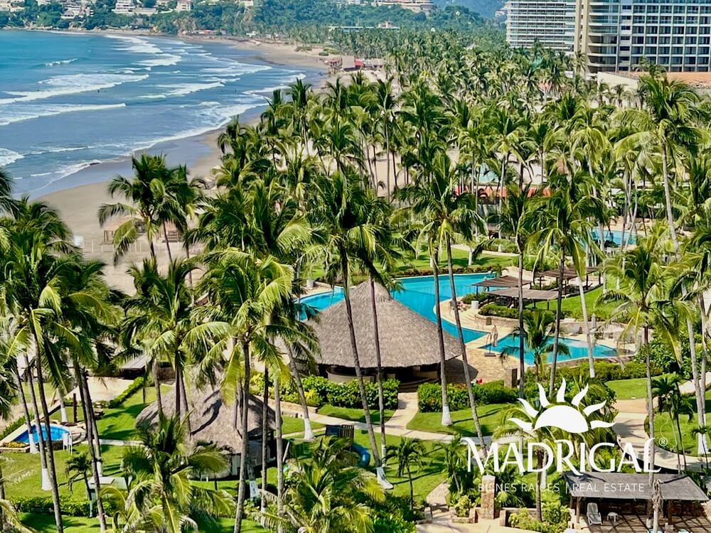 Residencial Playamar | Departamento en venta frente a playa diamante en Acapulco, de 248m2 con 4 recamaras