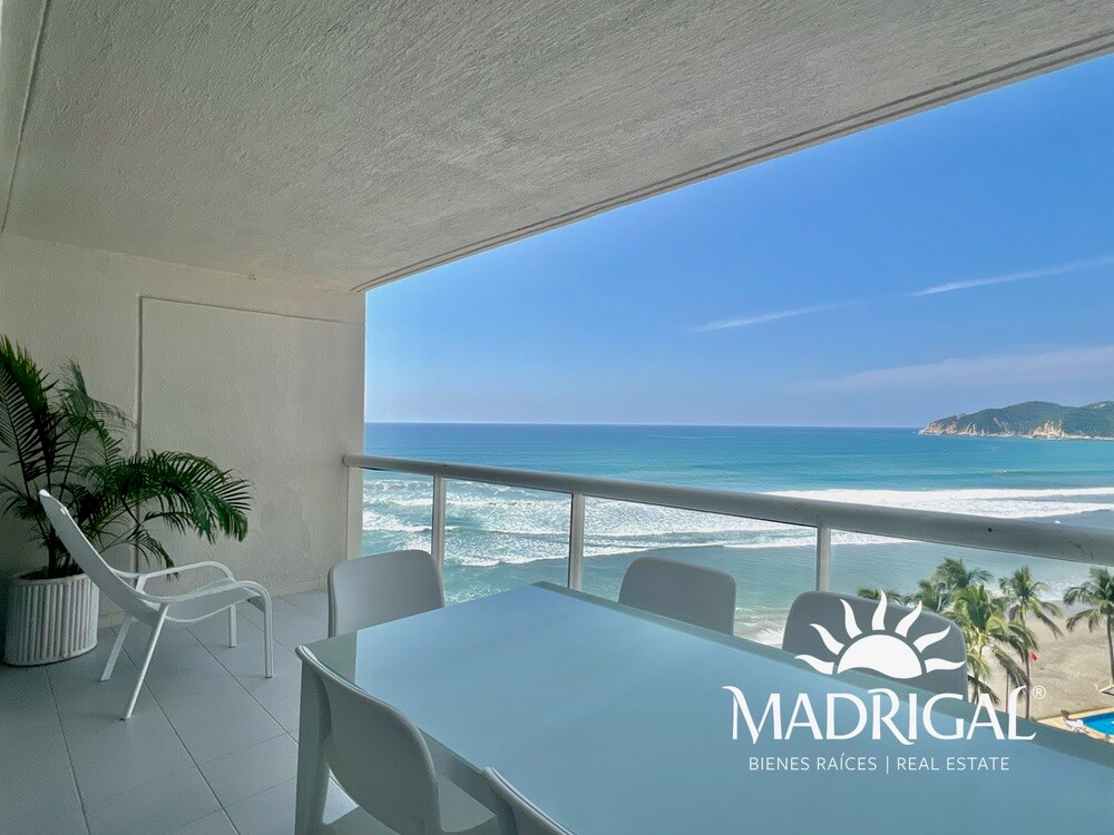 Residencial Playamar | Departamento en venta frente a playa diamante en Acapulco, de 248m2 con 4 recamaras