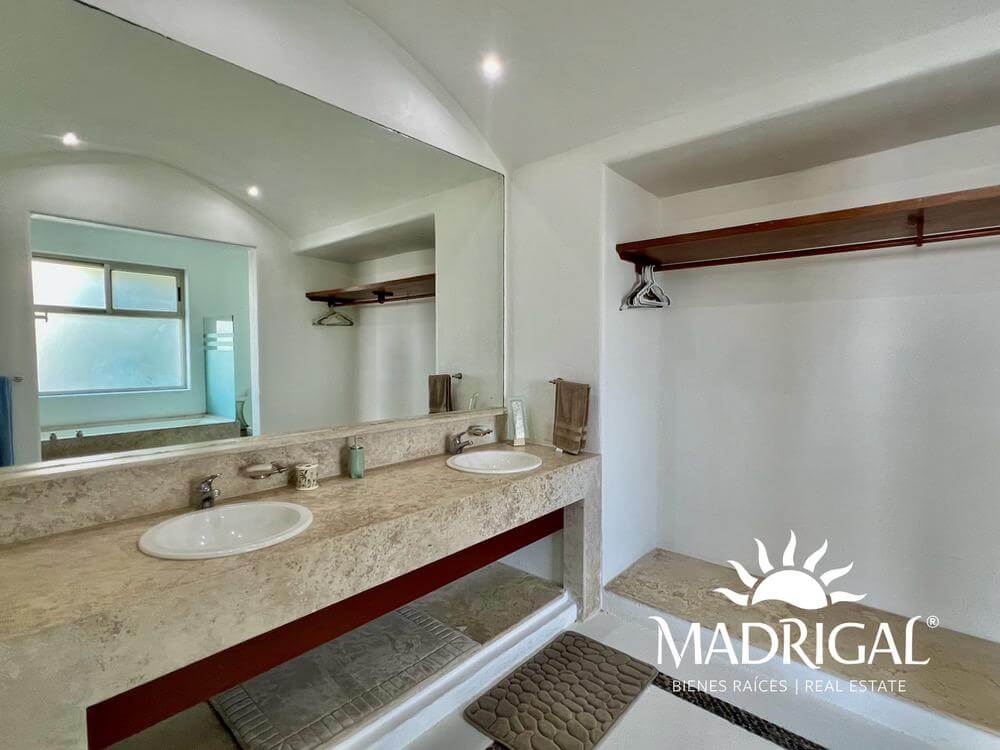 Quinta del Mar | Spacious apartment for sale with beach access in Real Diamante