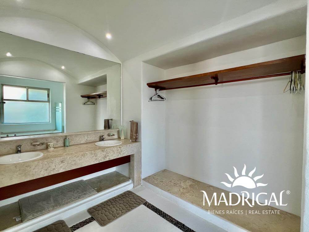 Quinta del Mar | Spacious apartment for sale with beach access in Real Diamante