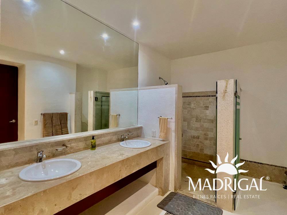 Quinta del Mar | Spacious apartment for sale with beach access in Real Diamante