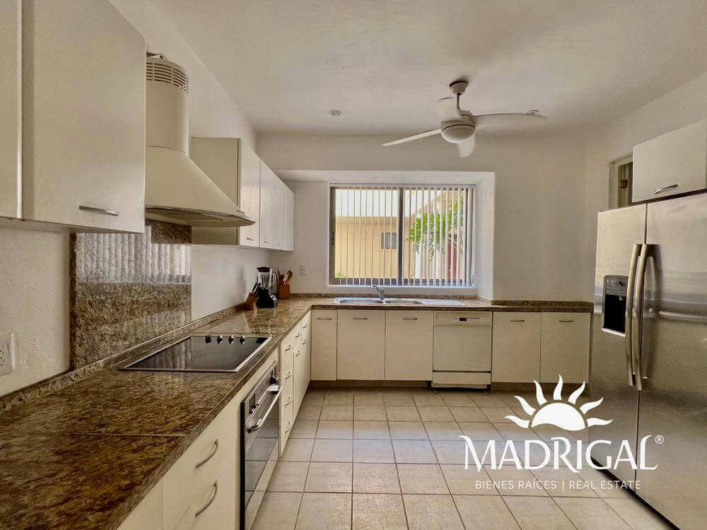 Quinta del Mar | Spacious apartment for sale with beach access in Real Diamante