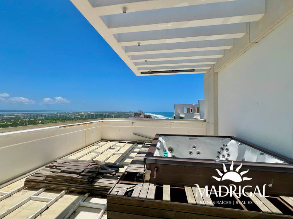 Costa Ventura | Pent House en venta se seis recamaras frente al mar