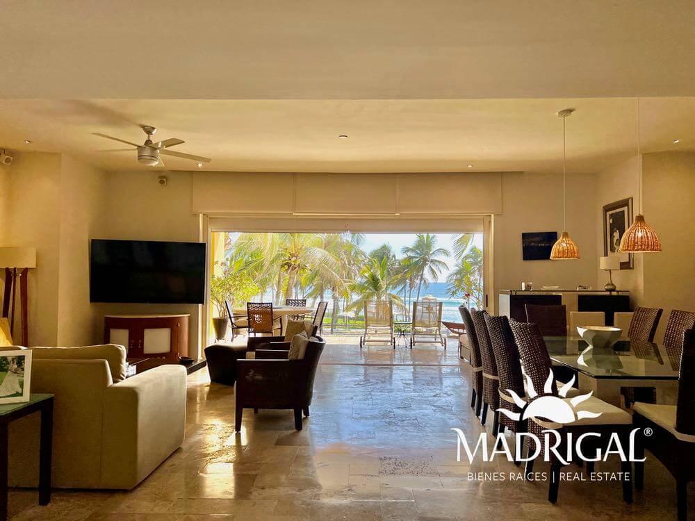 Apartment for Sale Facing the Beach with Three Bedrooms | Del Mar Tres Vidas