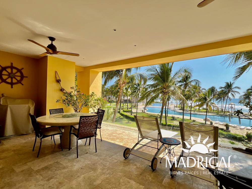Apartment for Sale Facing the Beach with Three Bedrooms | Del Mar Tres Vidas