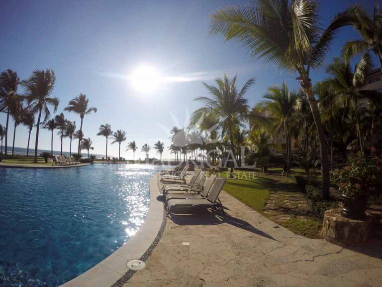 Apartment for Sale Facing the Beach with Three Bedrooms | Del Mar Tres Vidas