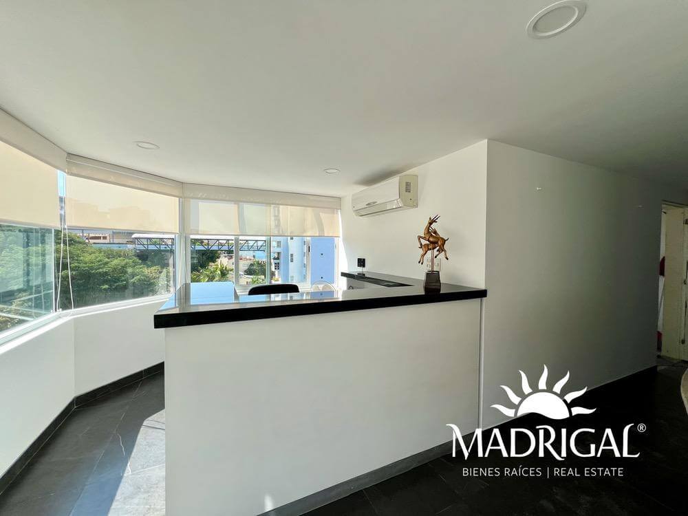 Brisamar – Oceanfront Penthouse for Renovation with Private Pier