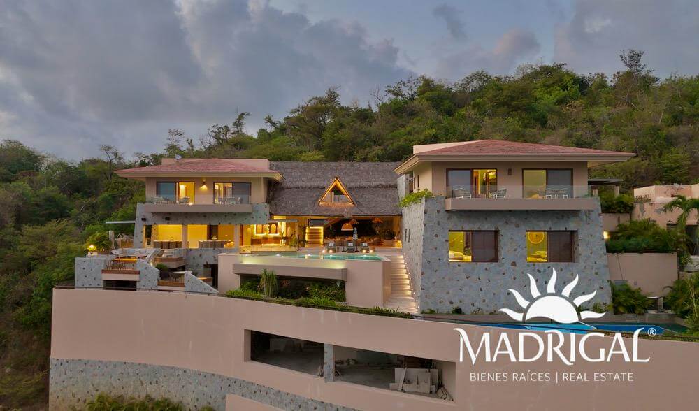 Exclusive house for sale in Los Riscos, Punta Diamante, Acapulco