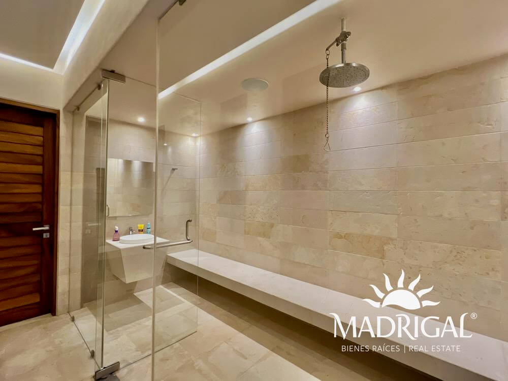 Exclusive house for sale in Los Riscos, Punta Diamante, Acapulco