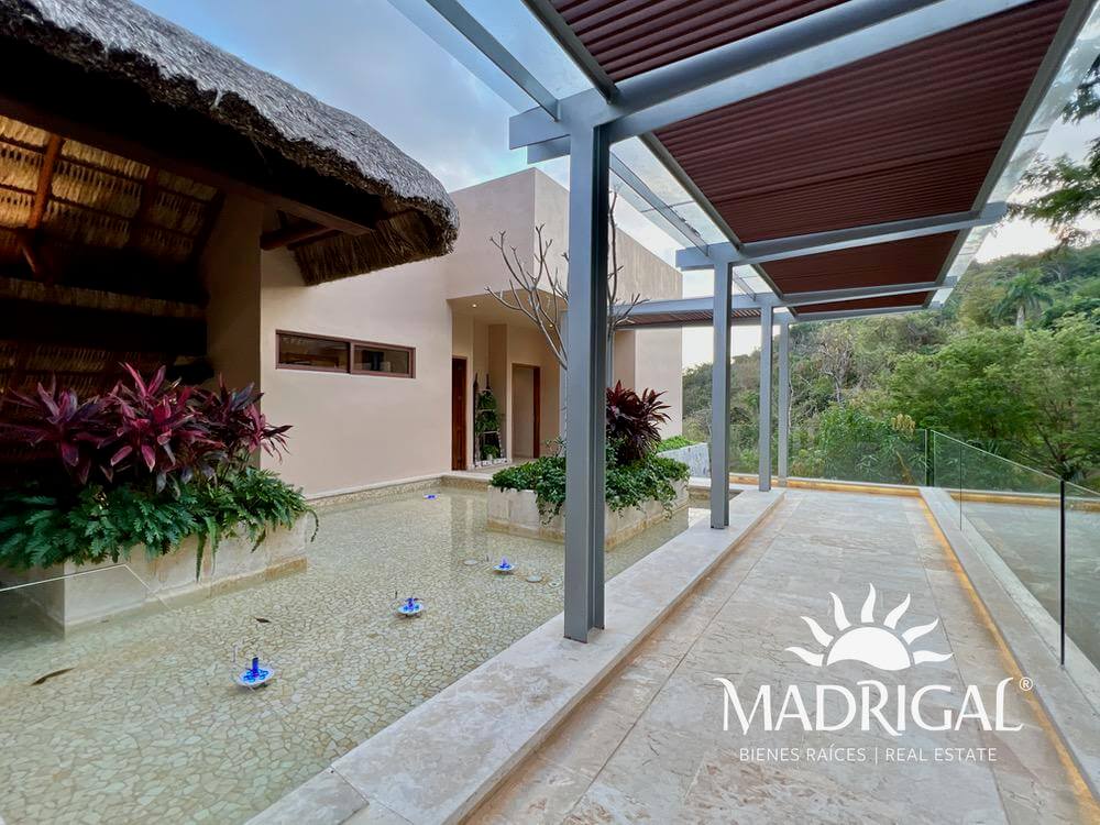 Exclusive house for sale in Los Riscos, Punta Diamante, Acapulco