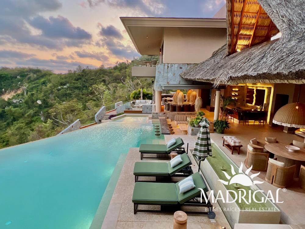 Exclusive house for sale in Los Riscos, Punta Diamante, Acapulco