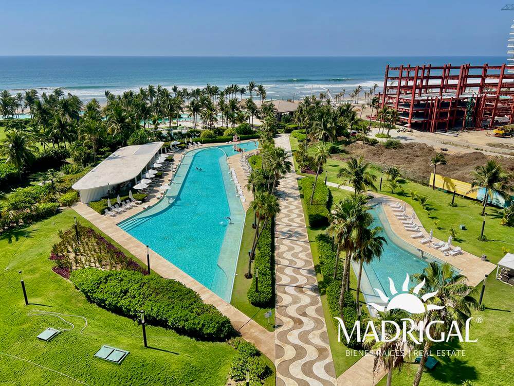 La Isla | Departamento en venta en la torre Capri de cuatro recamaras 